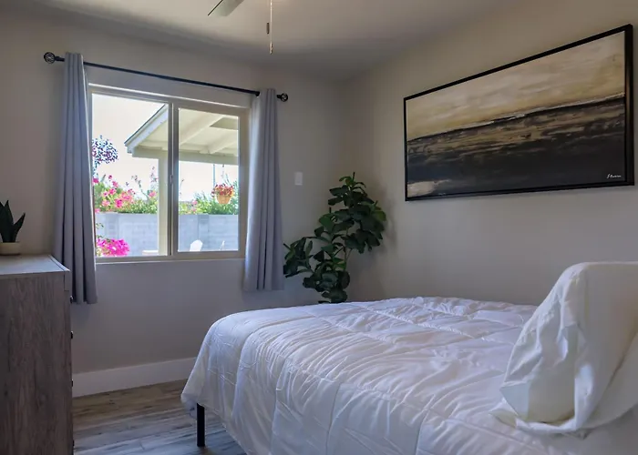 Charming House Golf Cornhole Near Freeway * Phoenix