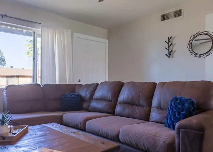 Charming House Golf Cornhole Near Freeway Holiday home Phoenix